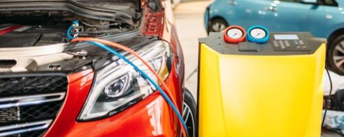 Connected air conditioning station for diagnostic of freon level in the car conditioner system